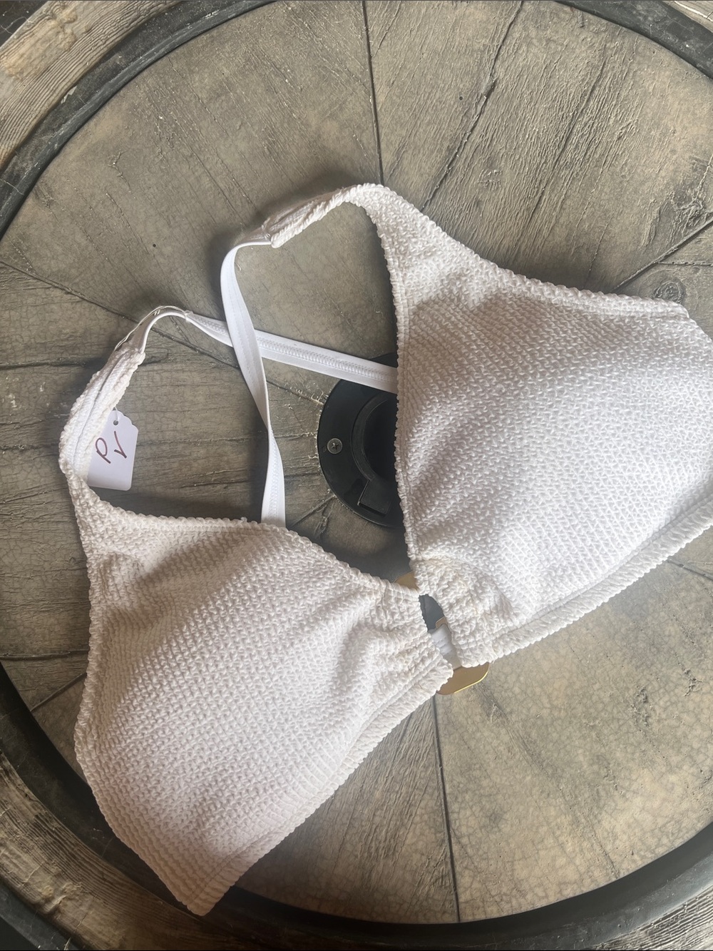 Bleu Rod Beattie White Textured Bikini Top 38D.     B28